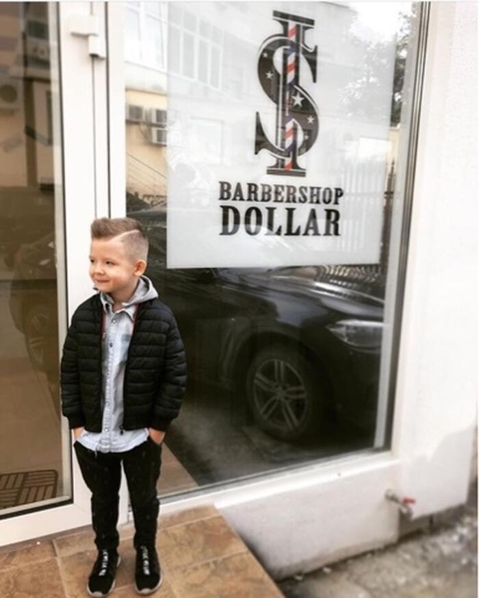 Мужская парикмахерская "Barbershop “Dollar”